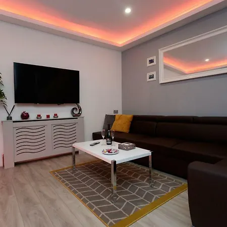 Towler House 6 Beds In 3 Bedrooms Apartmán *