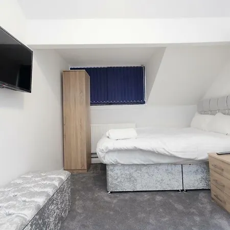 Apartment Towler House 6 Beds In 3 Bedrooms Leeds (West Yorkshire)